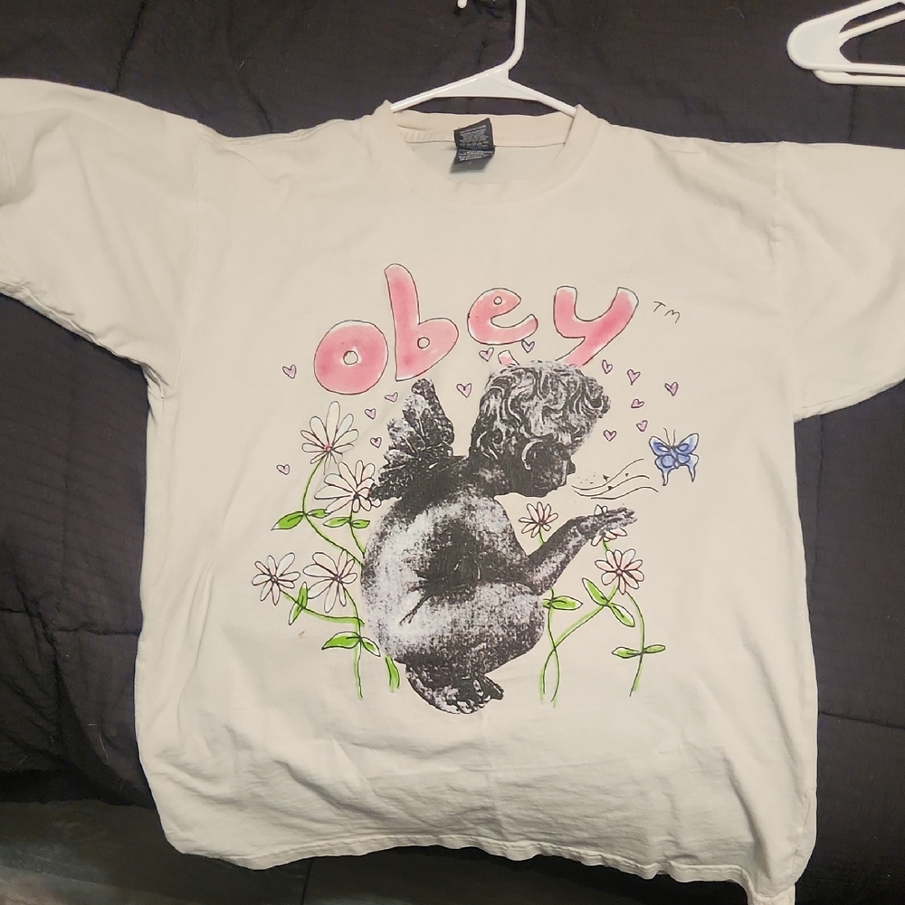 Obey Tee